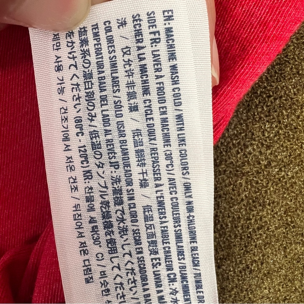 ⭐️ 3 for $15⭐️ Abercrombie Kids Red Long Sleeve Tee Kids Medium - Picture 6 of 8
